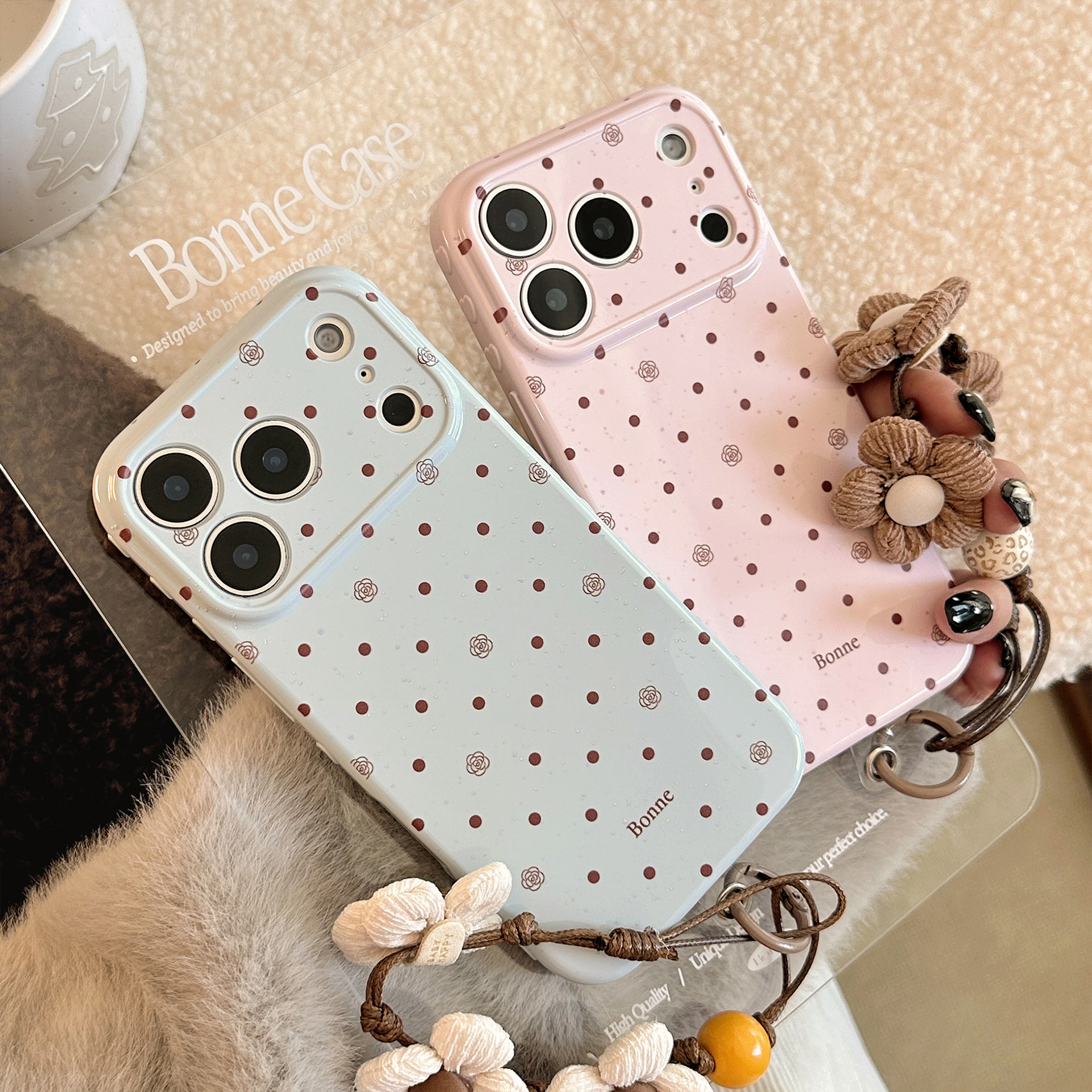 Korean Full Screen Polka Dots  - Home Decor Flowers recension och pris