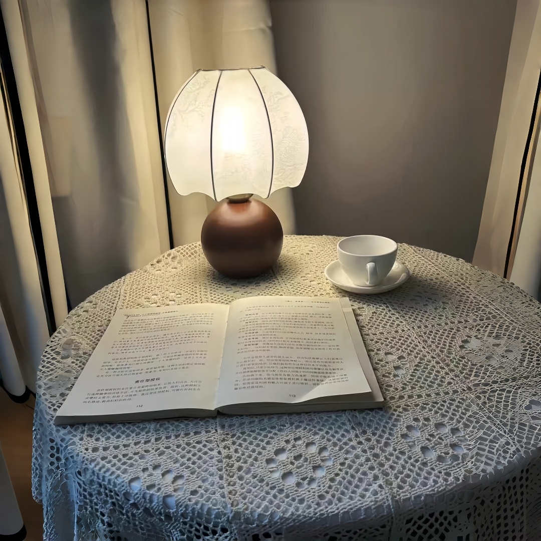 Vintage floral table lamp, med - Home Decor Living recension och pris