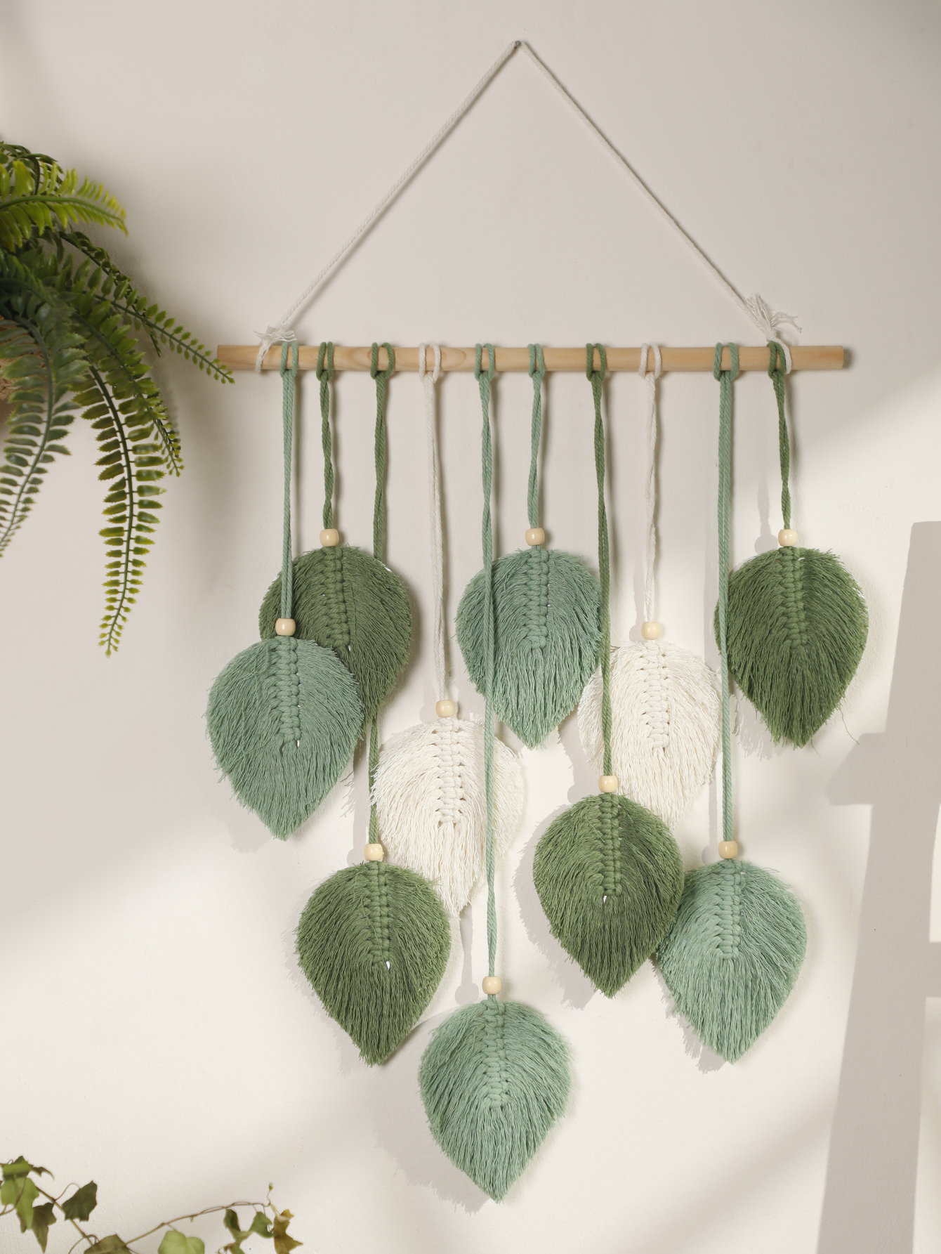 Leaf Macrame Tapestry Brown Gr - Home Decor Y2K recension och pris